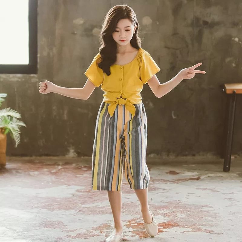 Girls clothing set