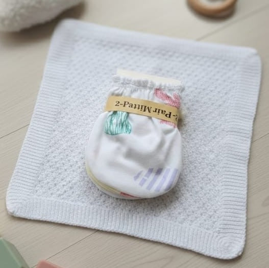 Baby Mittens (1 Pair)