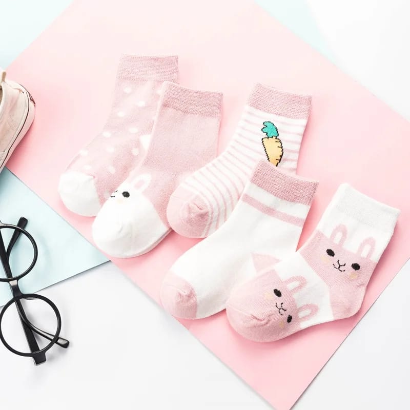5 - Pairs of Socks