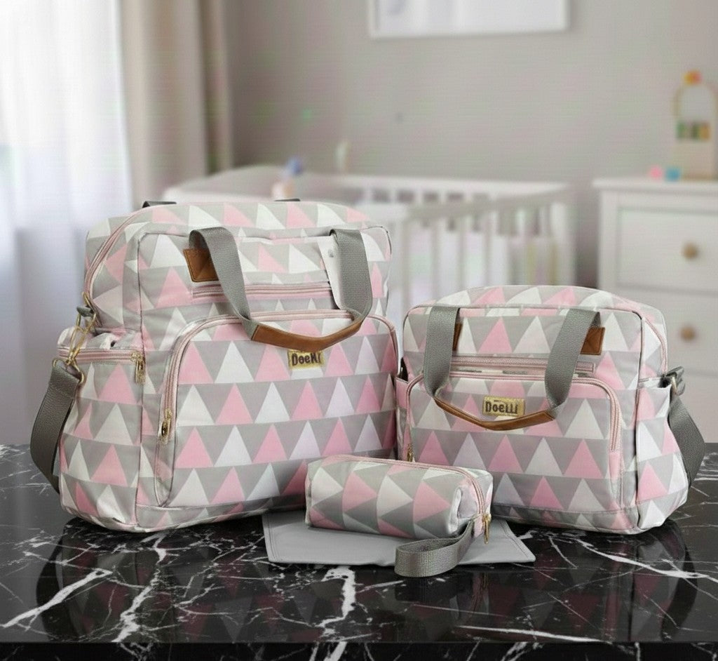 Stylish, Spacious Diaper/ Mummy Bag