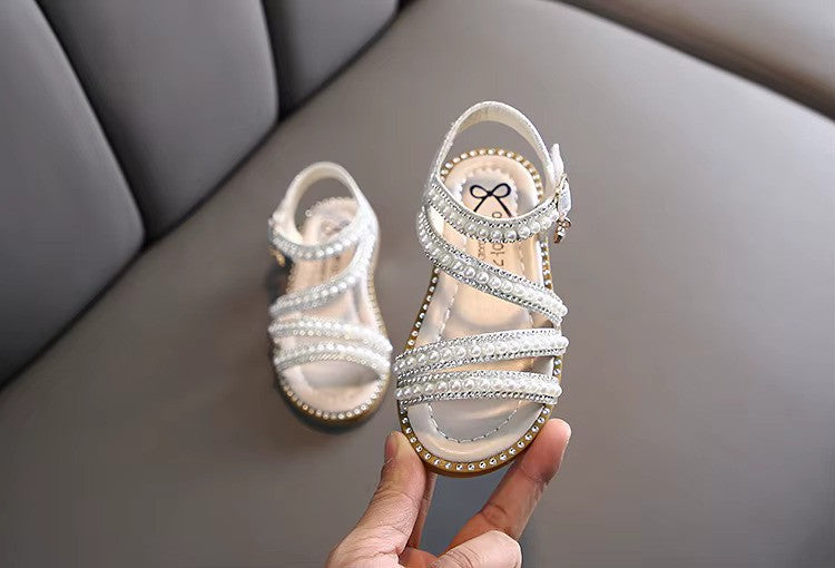 Gils Sandals